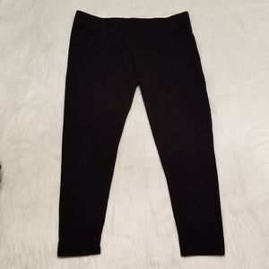 2/$10 LEGGINGS! WIDE WAISTBAND! VERY COMFORTABLE! ONLY WORN A COUPLE OF TIMES!